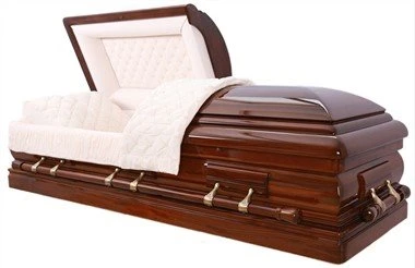 Walnoot massief houten kist
